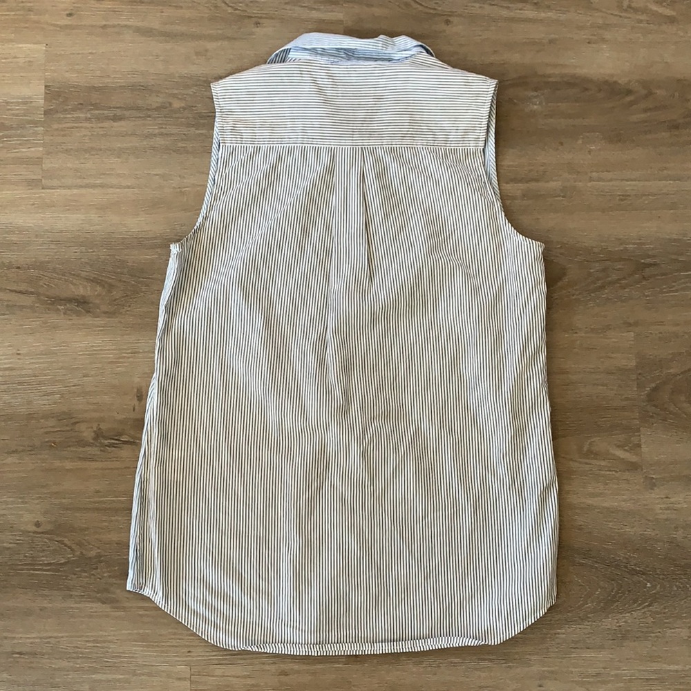 Equipment Collared Top - Picture 3 of 3